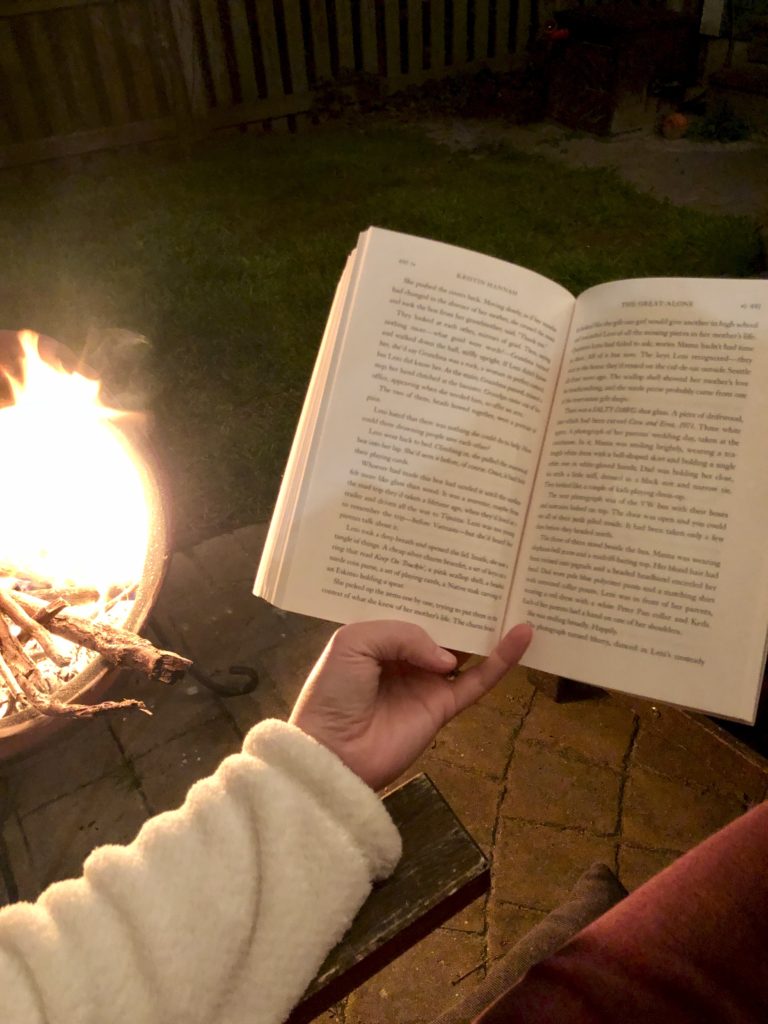 May Goals 2020 | www.yourstrulyelizab.com | reading by the fire